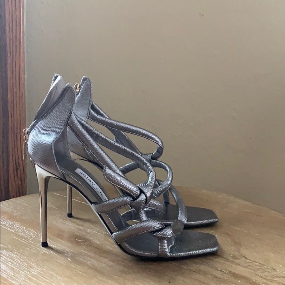 Heels - Picture 2 of 5